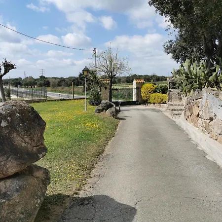 Villas Cosette Masia Tibau * Llagostera